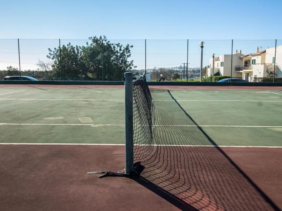 Lake Apartment - Pool And Sea View & Tennis Court & Bbq Pera Exterior photo